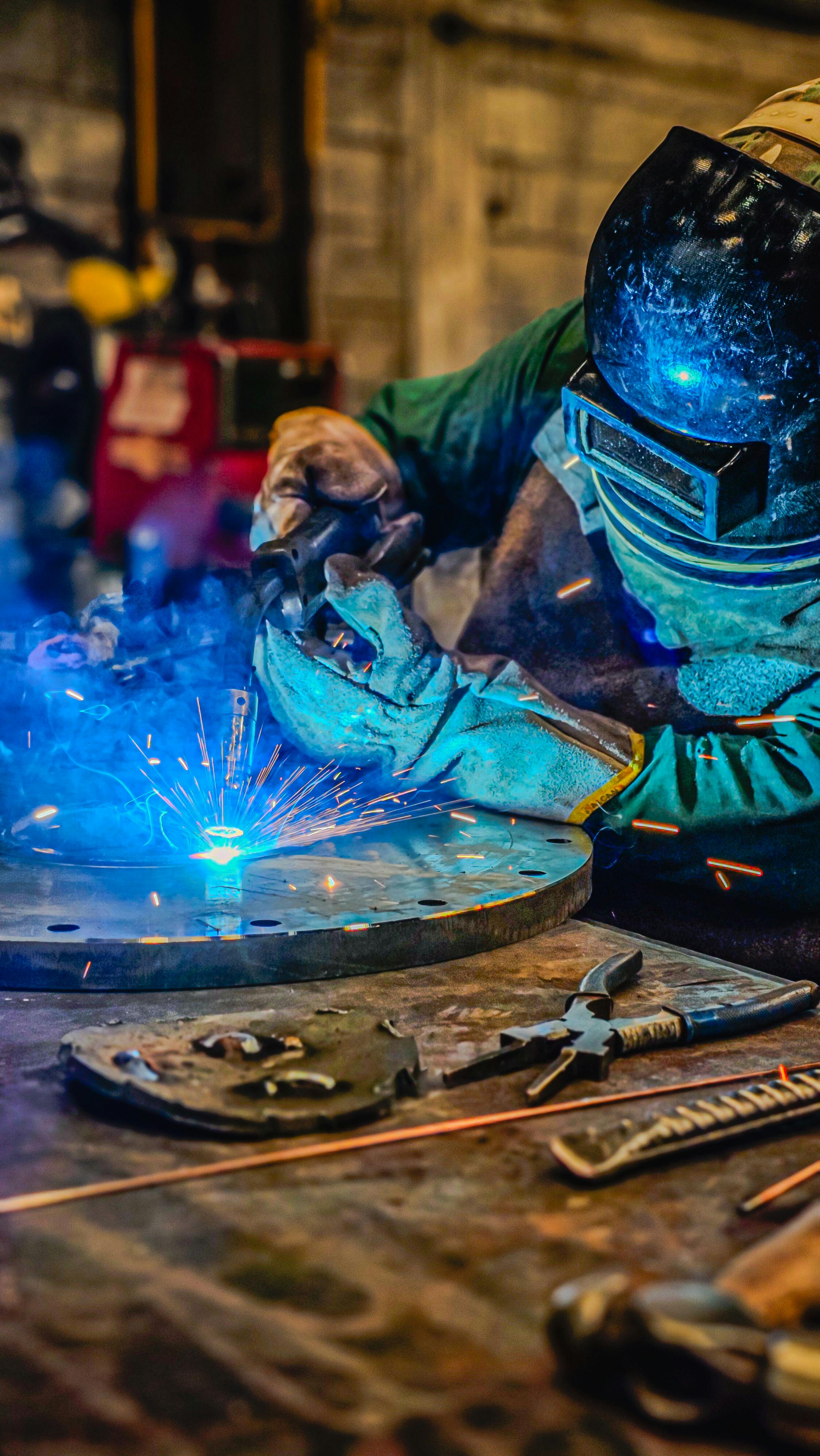 Hand Protection for Metal Fabrication Jobs